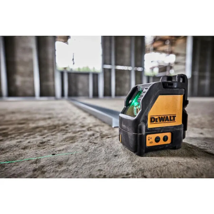 DEWALT DW088CGXJ ZELFNIVELLERENDE KRUISLIJNLASER GROEN MET AA BATTERIJEN